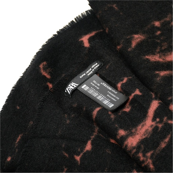 ZARA Large 36" x 79" Acrylic Scarf with Fringe - Picture 4 of 7